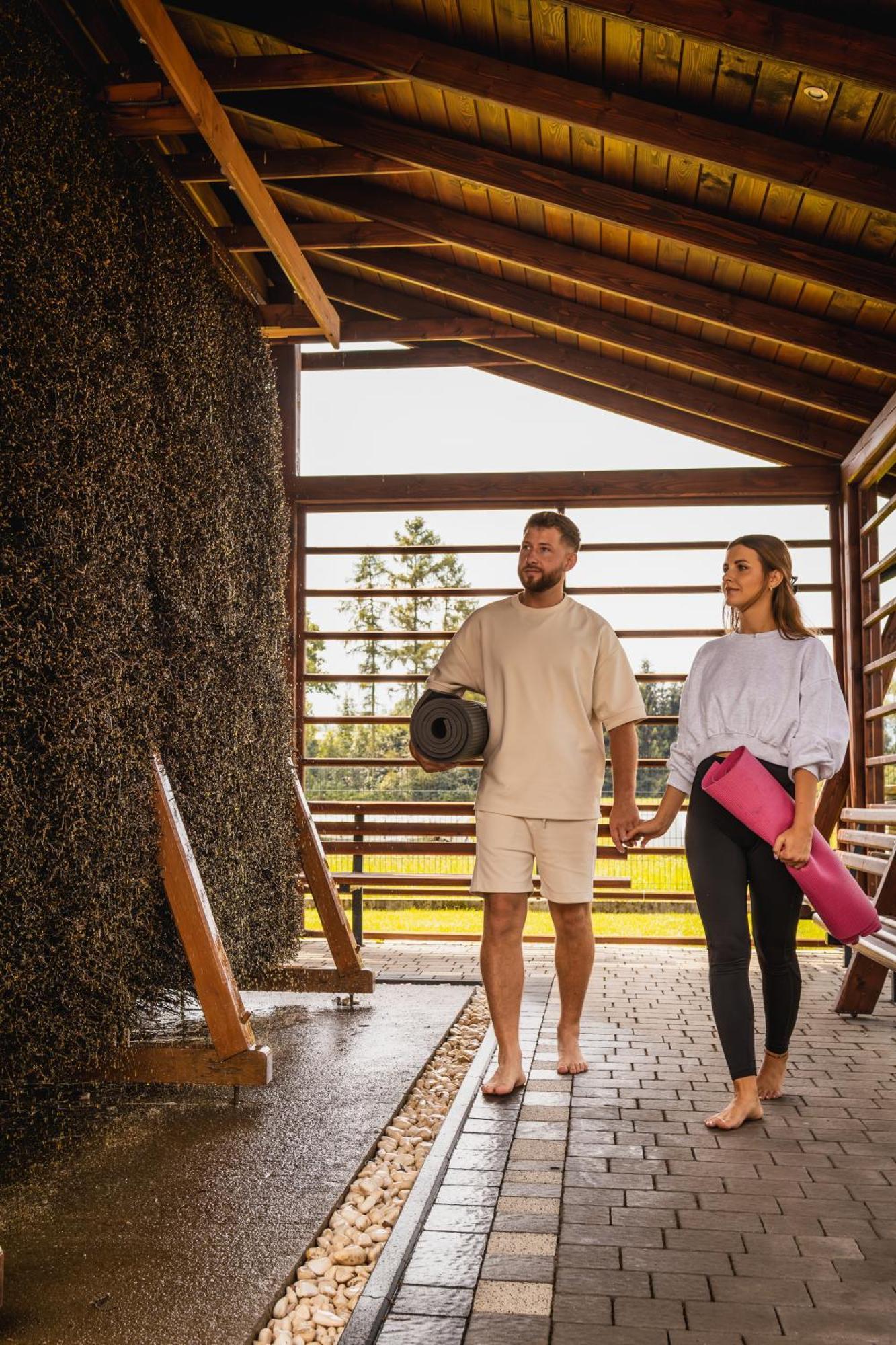 Przy Termach Domki Pokoje Apartamenty Шафлари Екстер'єр фото