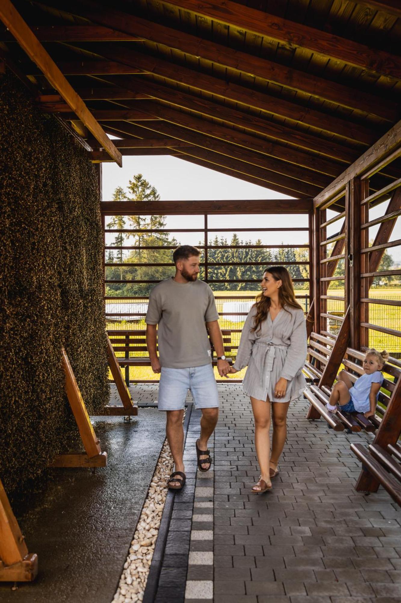 Przy Termach Domki Pokoje Apartamenty Шафлари Екстер'єр фото