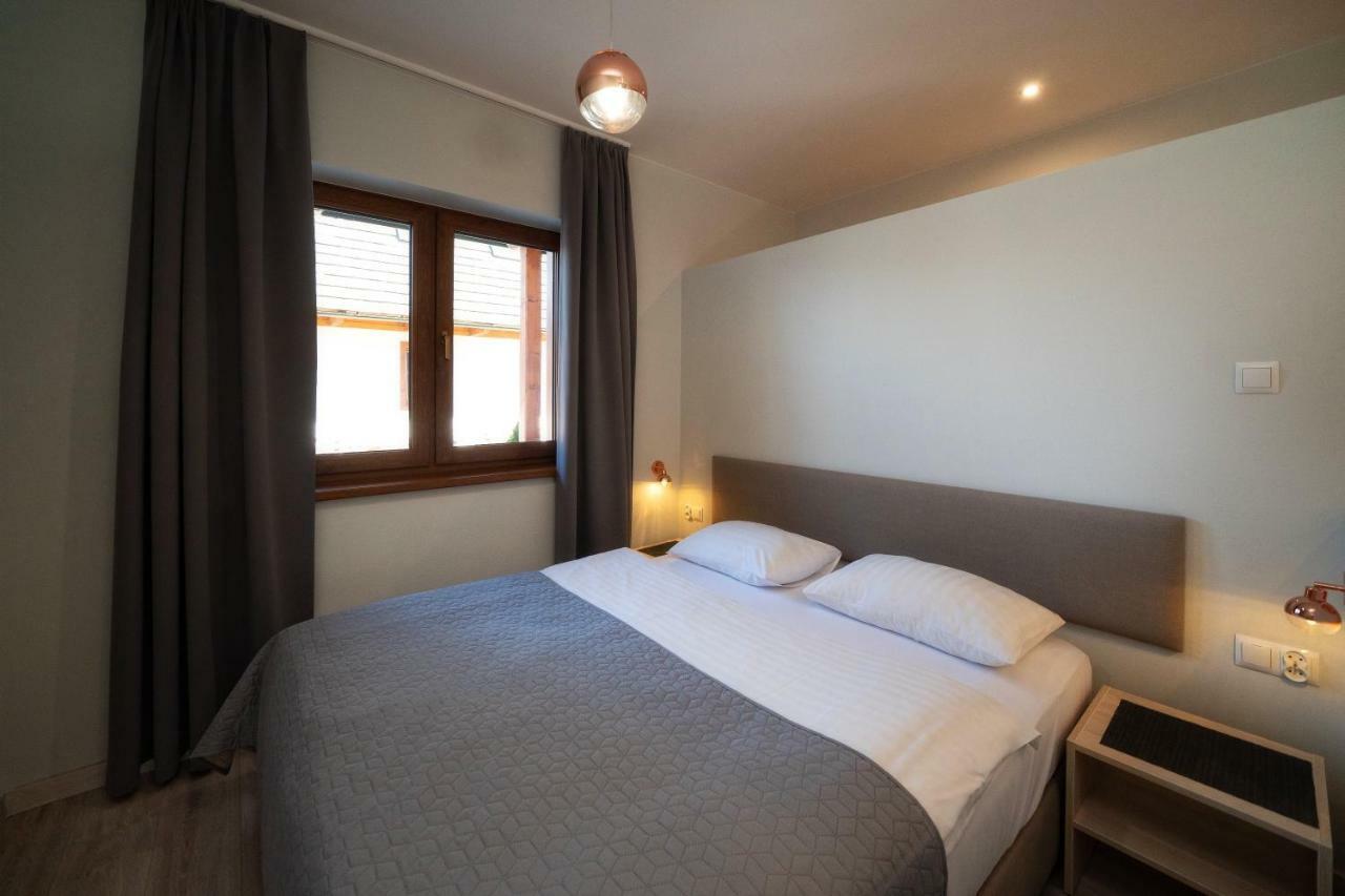 Przy Termach Domki Pokoje Apartamenty Шафлари Екстер'єр фото