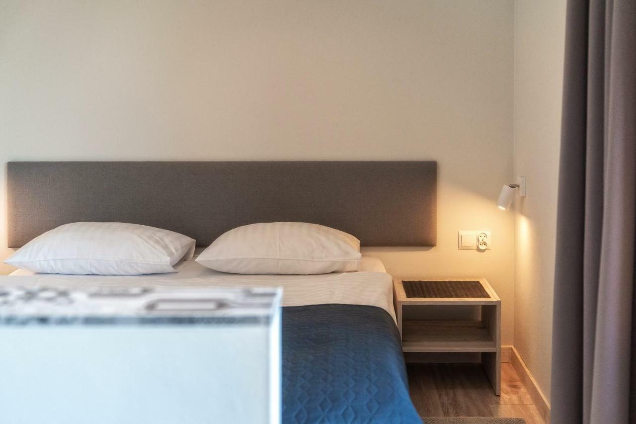 Przy Termach Domki Pokoje Apartamenty Шафлари Екстер'єр фото