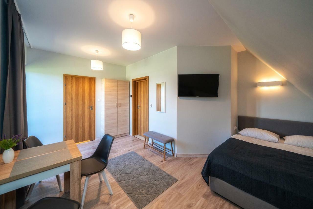 Przy Termach Domki Pokoje Apartamenty Шафлари Екстер'єр фото