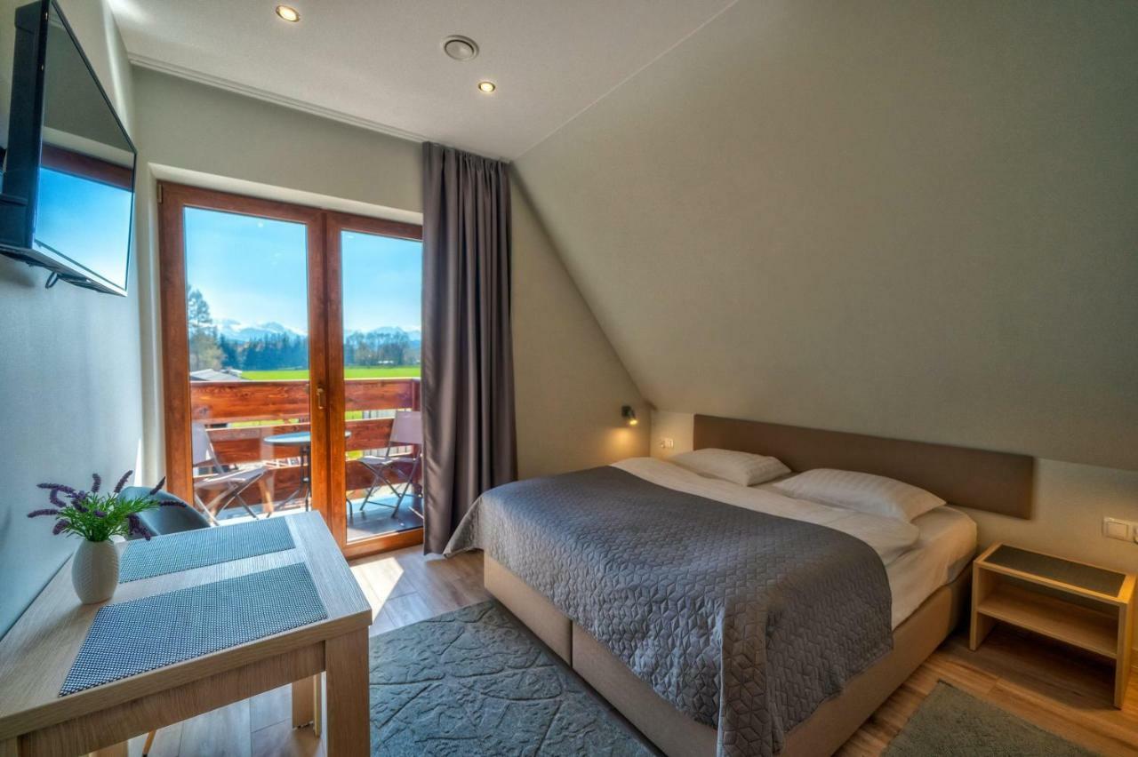 Przy Termach Domki Pokoje Apartamenty Шафлари Екстер'єр фото
