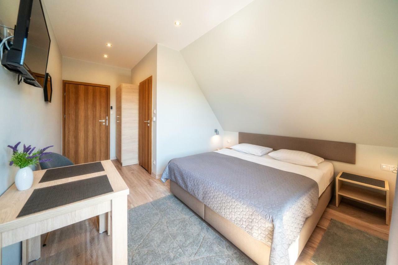 Przy Termach Domki Pokoje Apartamenty Шафлари Екстер'єр фото