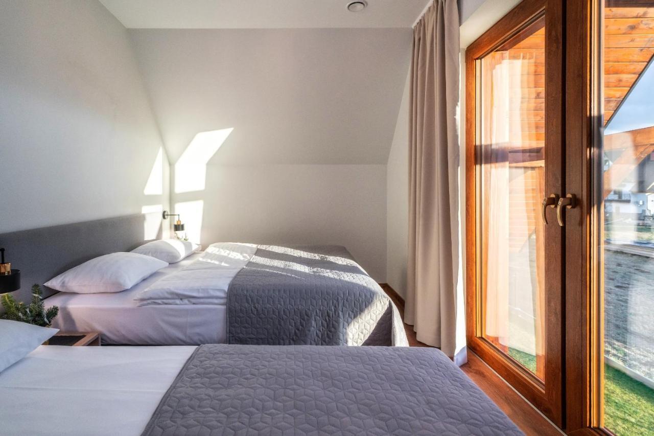 Przy Termach Domki Pokoje Apartamenty Шафлари Екстер'єр фото